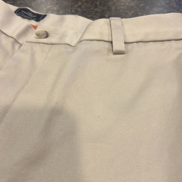 Dockers Men’s Tan Pants - Picture 7 of 7